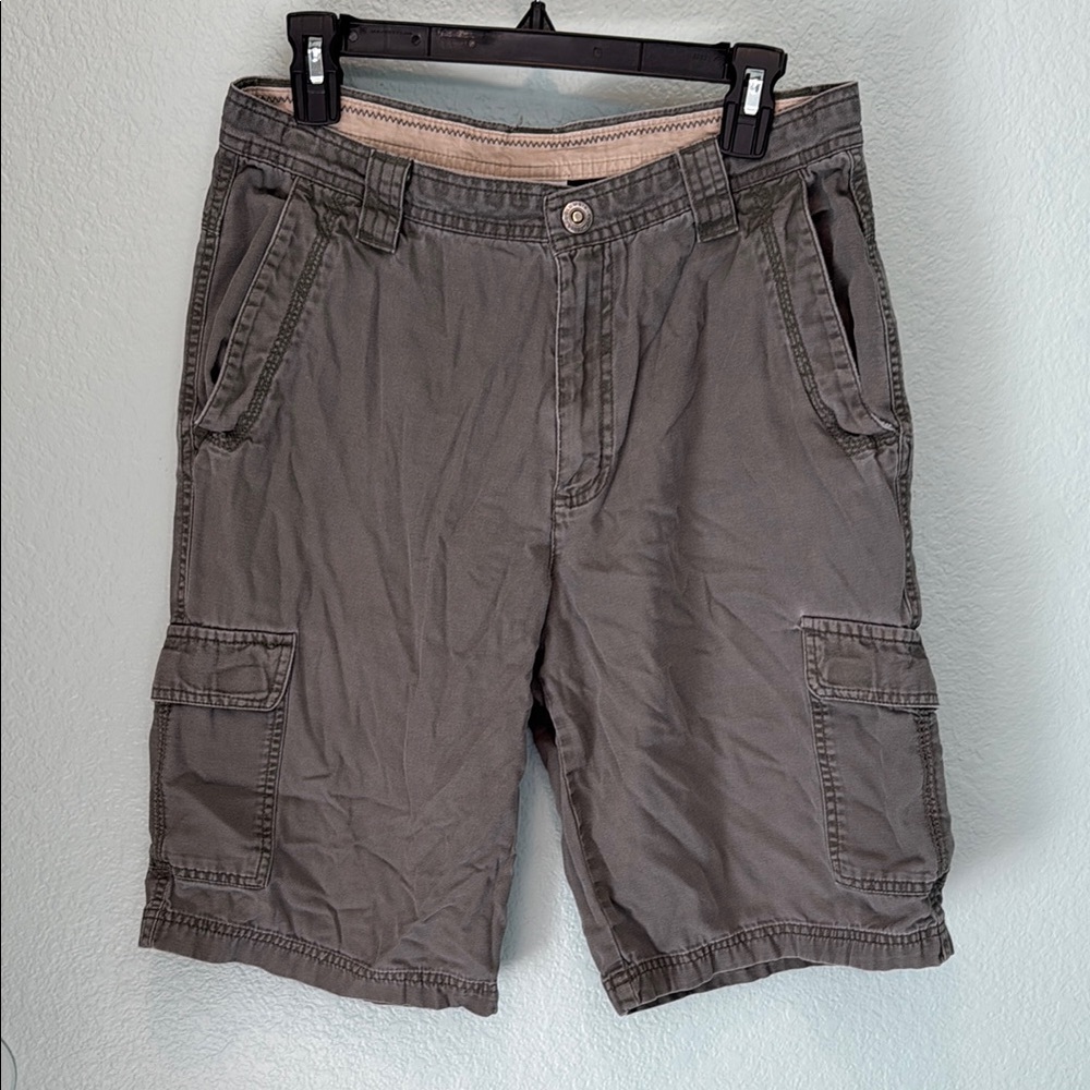 Columbia Gray Cargo Shorts with Casual Cotton Blend